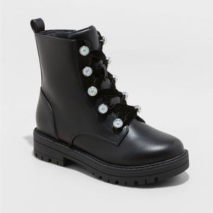 Girls Zara Combat Boots, Black, Size 2 CAT & JACK